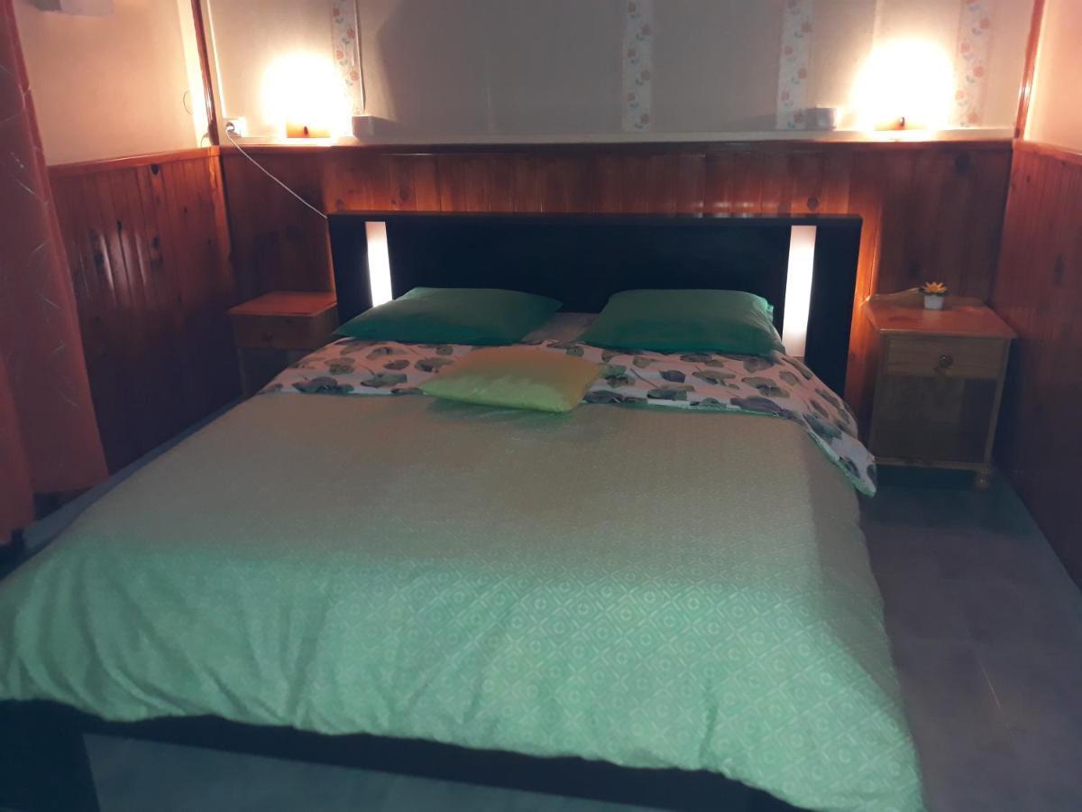Petite Fleur De Lentilles Bed & Breakfast Cilaos Luaran gambar